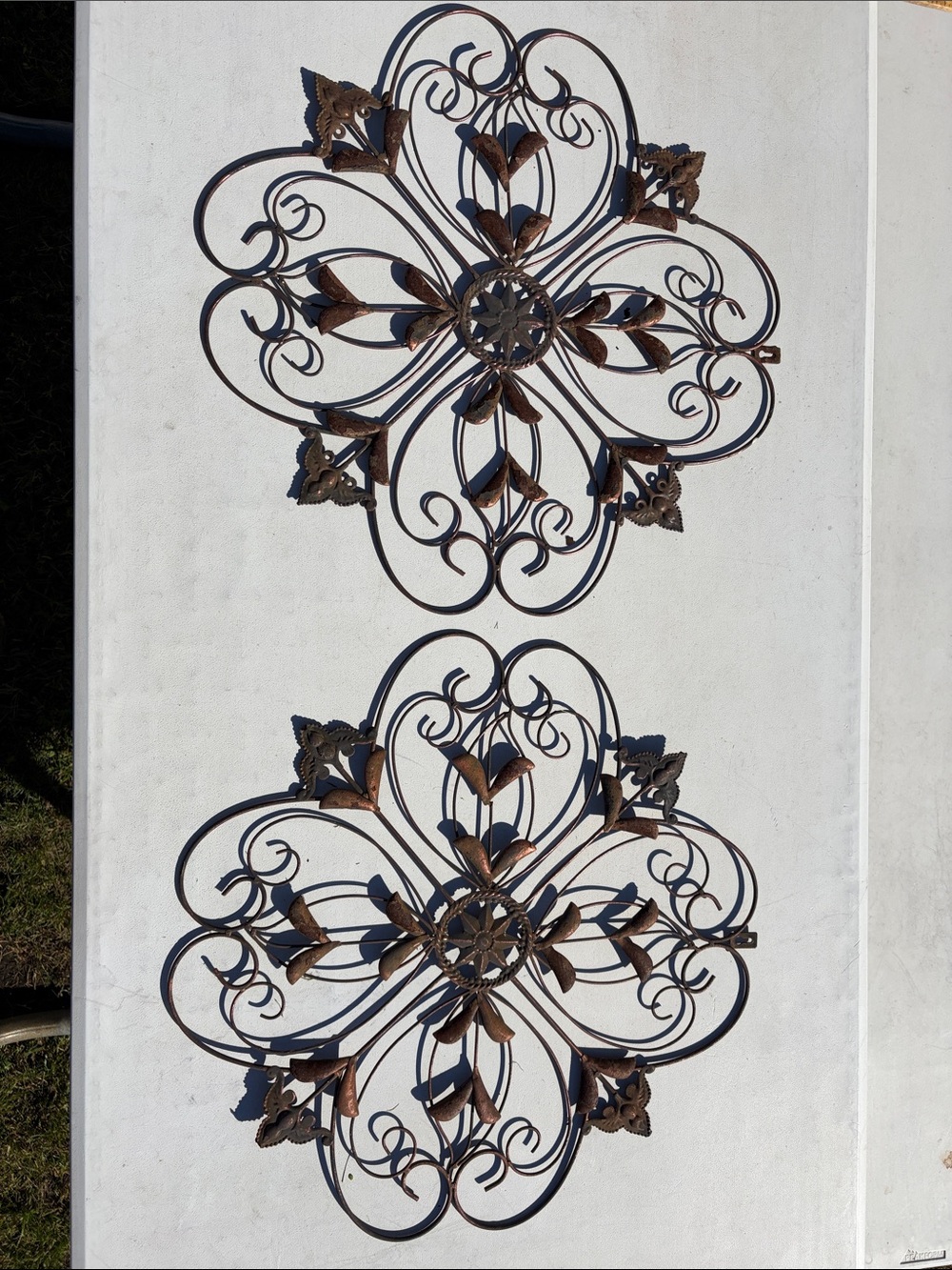 Rustic Brown Metal Wall Decor Set - Decorative Floral Scroll Medallions